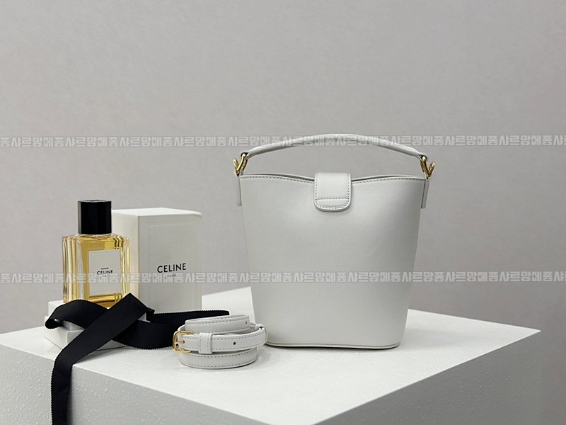 셀린느루이즈백스몰 20260310-130616-003루.jpg