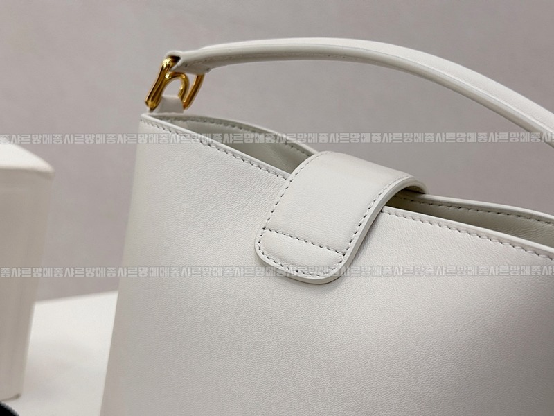 셀린느루이즈백스몰 20260310-130617-008루.jpg