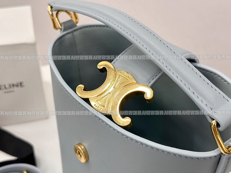 셀린느루이즈백스몰 20260310-130906-006루.jpg