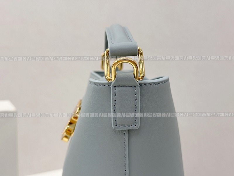 셀린느루이즈백스몰 20260310-130907-012루.jpg