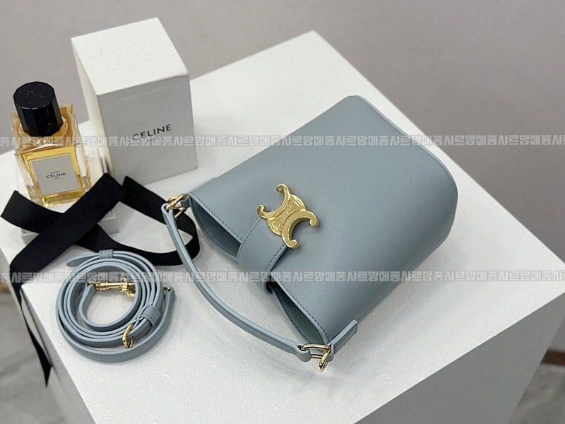 셀린느루이즈백스몰 20260310-130908-015루.jpg