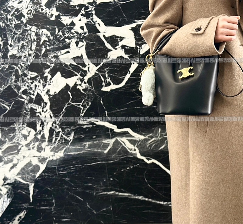 셀린느루이즈백스몰 20260310-131154-023루.jpg