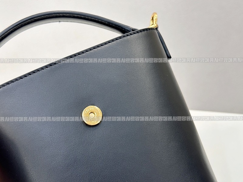 셀린느루이즈백스몰 20260310-131152-006루.jpg