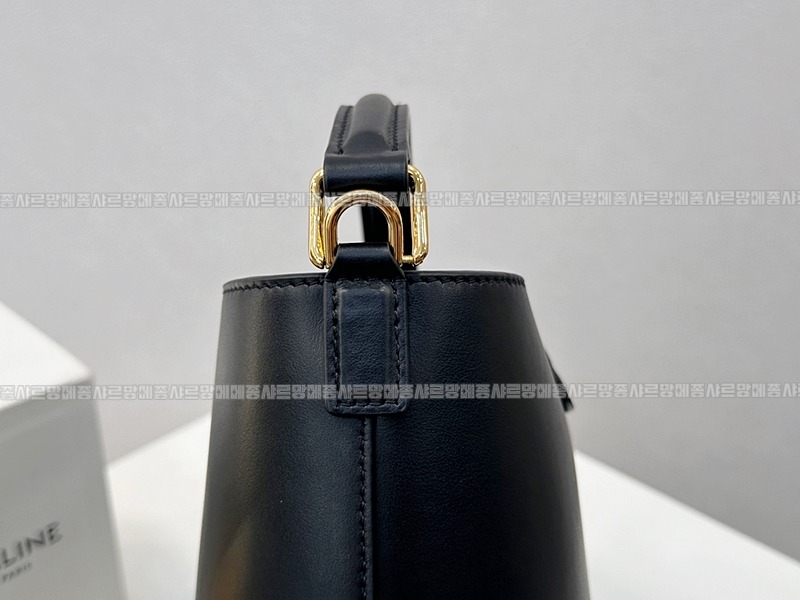 셀린느루이즈백스몰 20260310-131152-011루.jpg