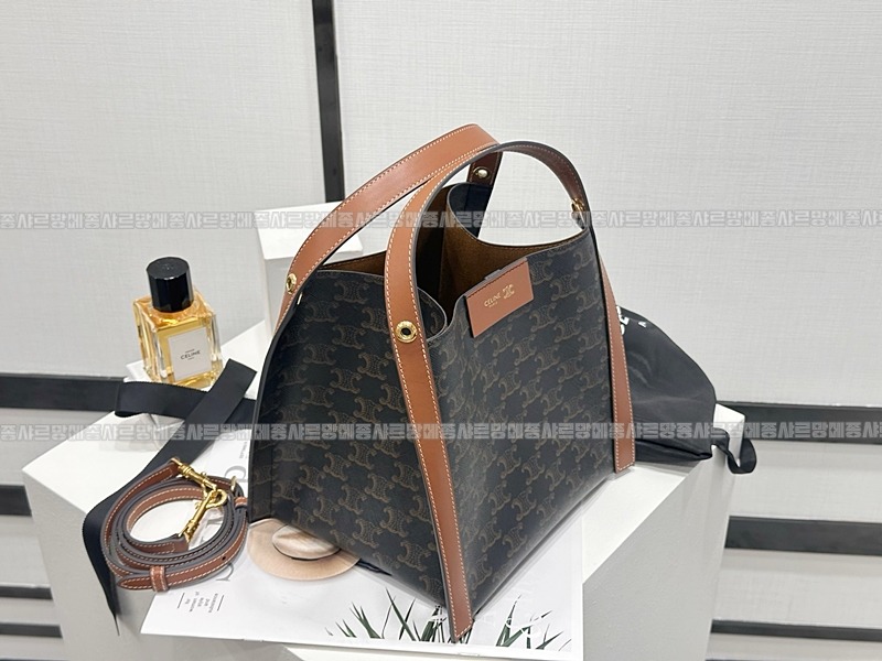 셀린느큐브백스몰      20260310-135859-005루.jpg