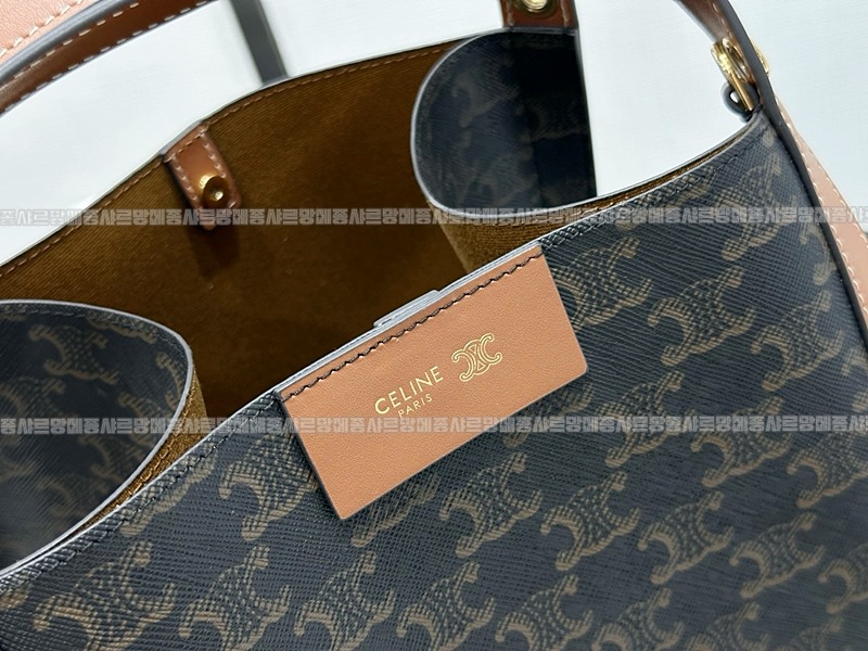 셀린느큐브백스몰      20260310-135900-010루.jpg