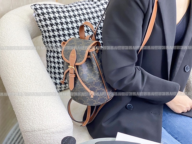 셀린느폴코백팩미니      20260310-142244-020루.jpg