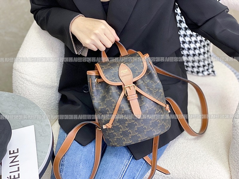 셀린느폴코백팩미니      20260310-142245-023루.jpg