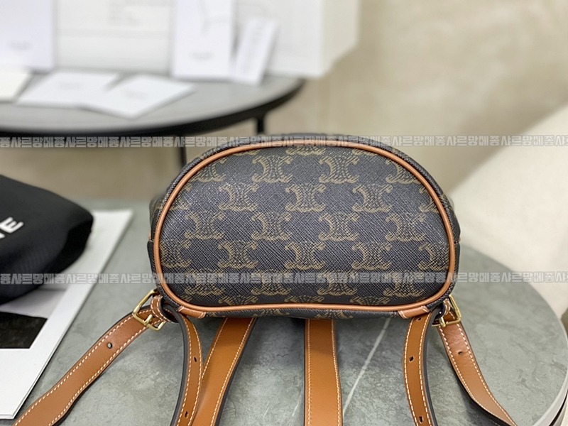 셀린느폴코백팩미니      20260310-142242-004루.jpg