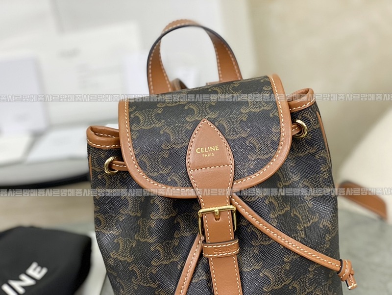 셀린느폴코백팩미니      20260310-142243-010루.jpg