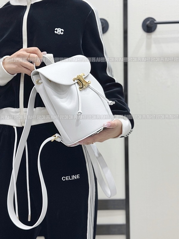 셀린느보니백팩      20260310-143755-017루.jpg