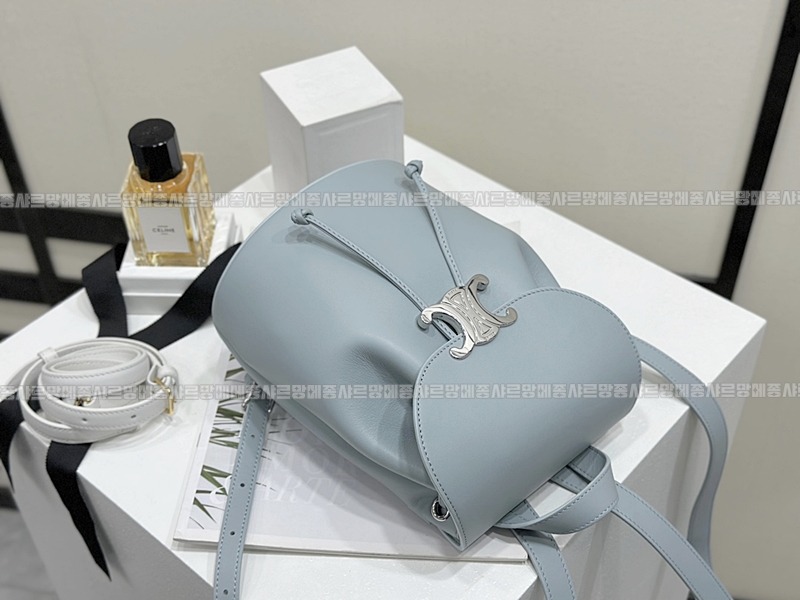 셀린느보니백팩      20260310-144959-005루.jpg