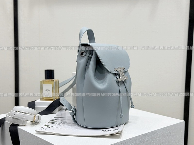 셀린느보니백팩      20260310-144959-002루.jpg