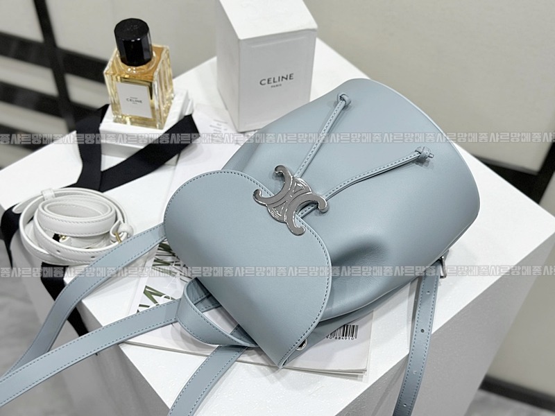 셀린느보니백팩      20260310-145001-014루.jpg