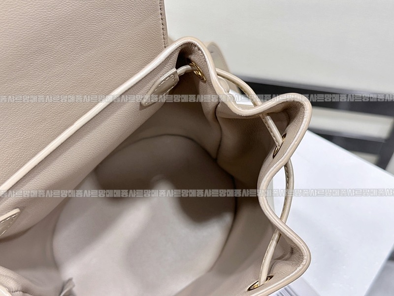 셀린느보니백팩      20260310-151320-005루.jpg