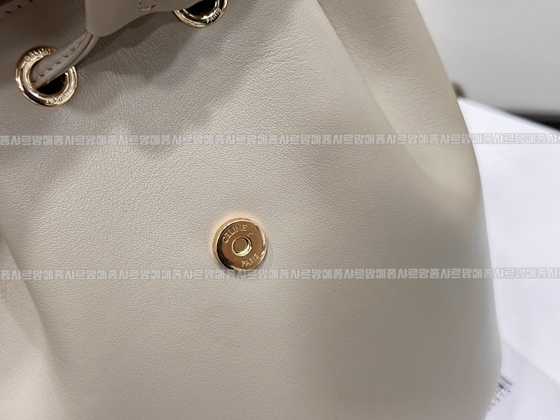 셀린느보니백팩      20260310-151321-011루.jpg