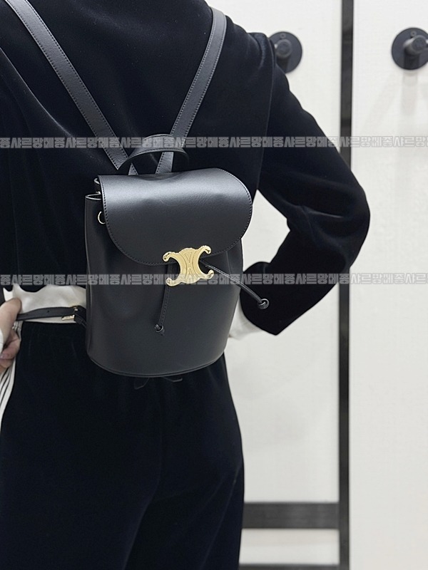 셀린느보니백팩      20260310-152037-020루.jpg