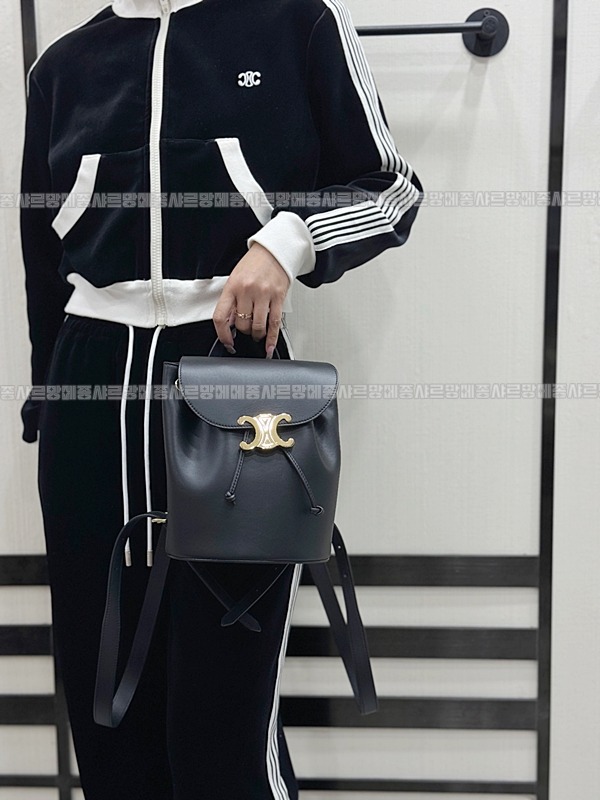 셀린느보니백팩      20260310-152037-021루.jpg