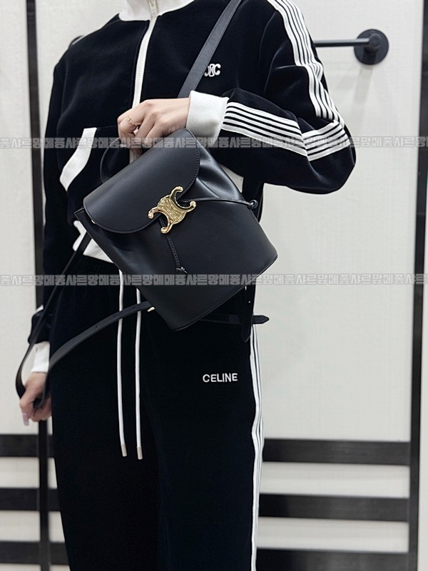 셀린느보니백팩      20260310-152037-022루.jpg