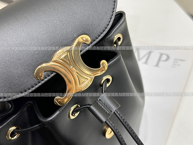 셀린느보니백팩      20260310-152035-011루.jpg