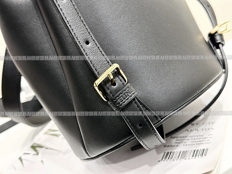 셀린느보니백팩      20260310-152035-012루.jpg