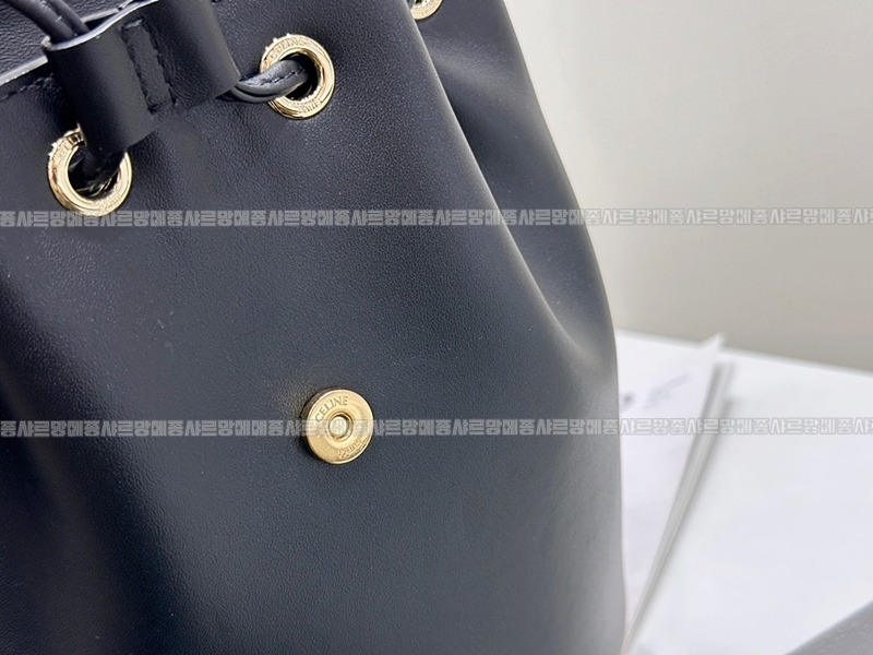 셀린느보니백팩      20260310-152036-014루.jpg