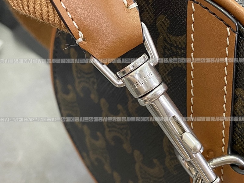 셀린느버티컬카바스스몰      20260310-153307-020루.jpg