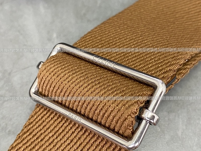 셀린느버티컬카바스스몰      20260310-153308-022루.jpg