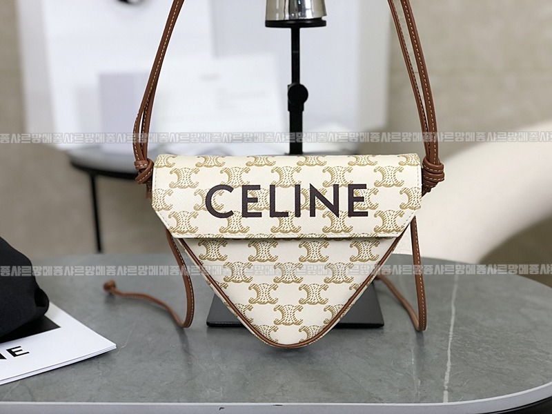셀린느트리옹프크라이앵글백      20260310-154827-001루.jpg