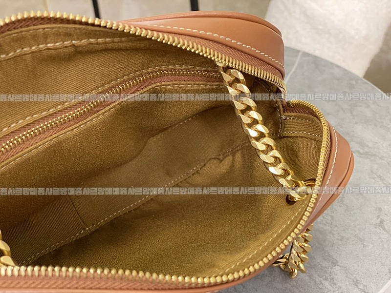 셀린느파타판스백트리옹프      20260310-174400-008루.jpg