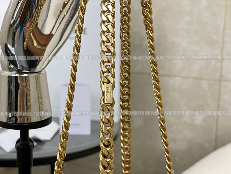 셀린느파타판스백트리옹프      20260310-174401-014루.jpg