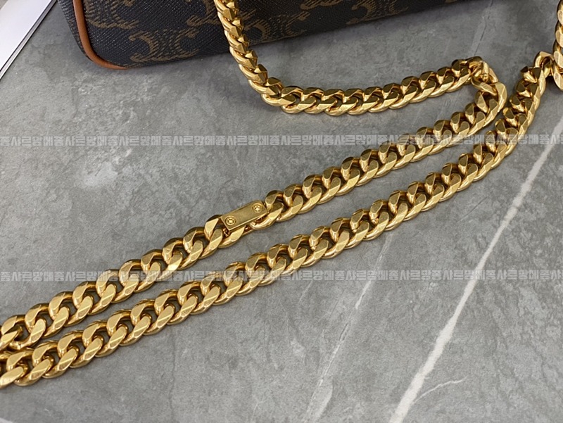 셀린느파타판스백트리옹프      20260310-174402-018루.jpg