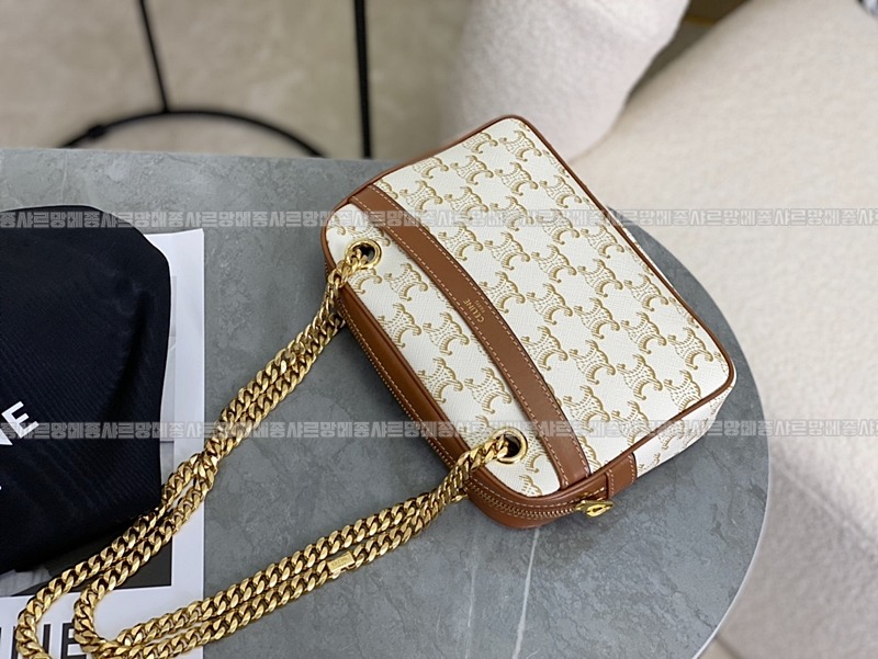 셀린느파타판스백트리옹프      20260310-174746-018루.jpg