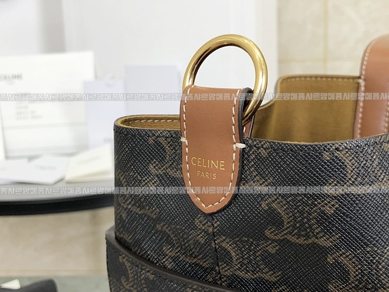 셀린느스트랩박스백  20260311-104811-010루.jpg