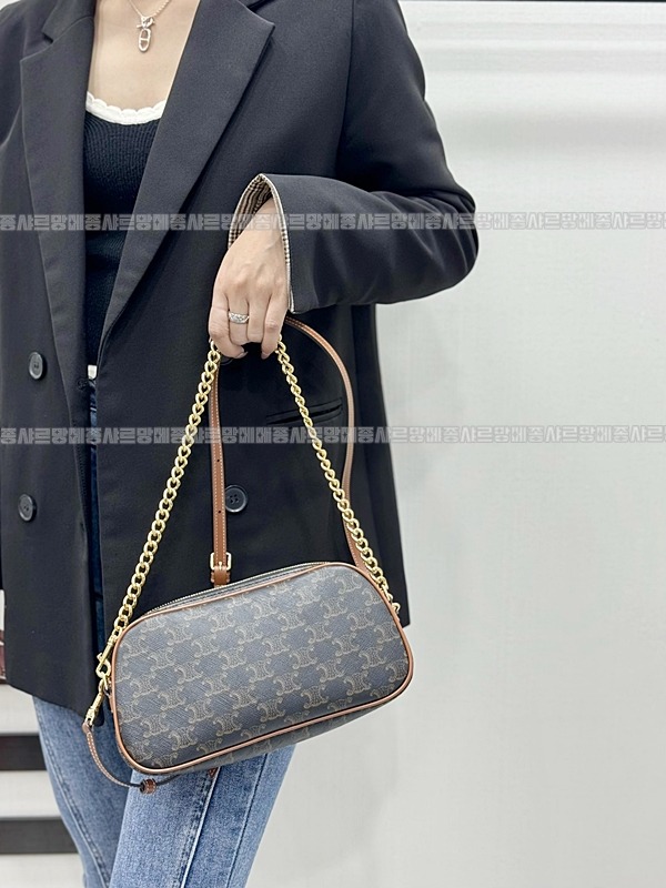 셀린느트리오페멀티백  20260311-105920-019루.jpg