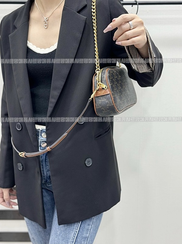 셀린느트리오페멀티백  20260311-105921-021루.jpg