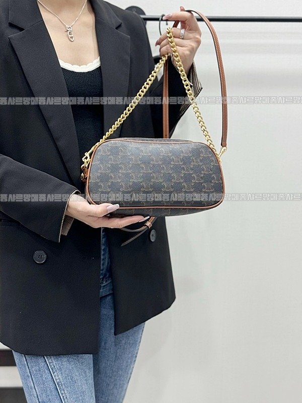 셀린느트리오페멀티백  20260311-105921-024루.jpg