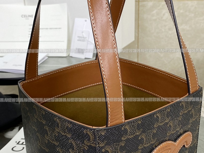 셀린느퀴르큐브백  20260311-115444-012루.jpg