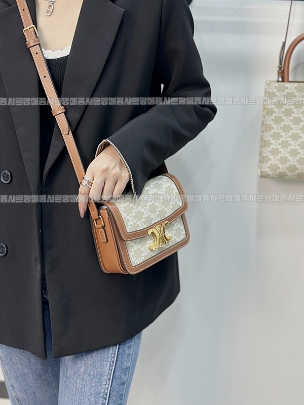 셀린느틴트리옹페백  20260311-124105-020루.jpg