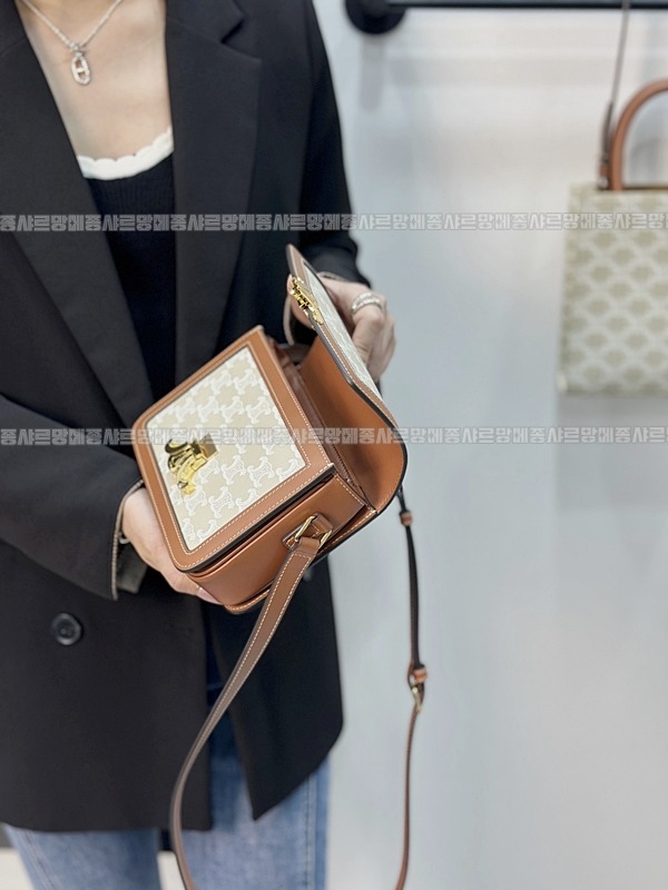 셀린느틴트리옹페백  20260311-124106-023루.jpg