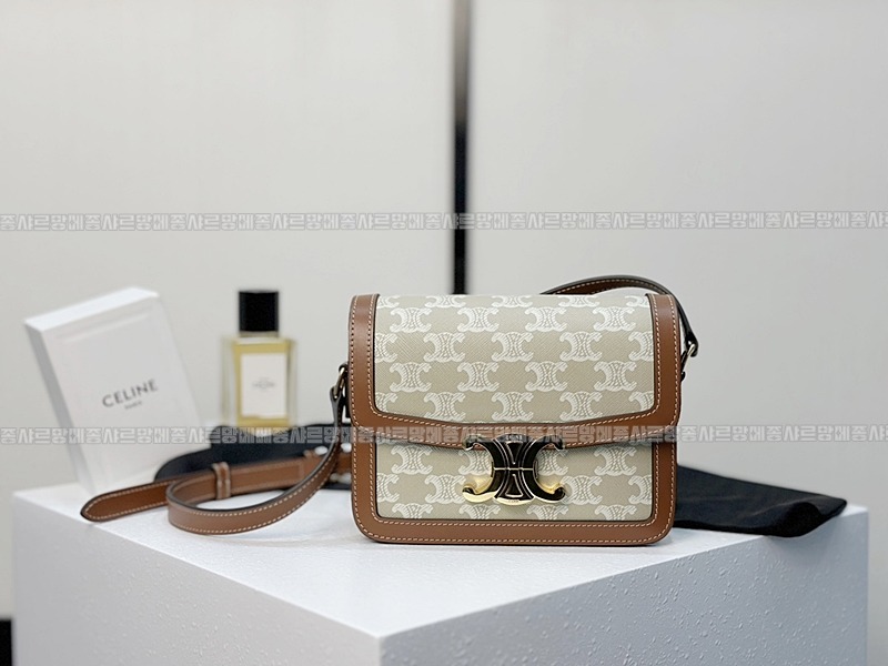 셀린느틴트리옹페백  20260311-124103-001루.jpg