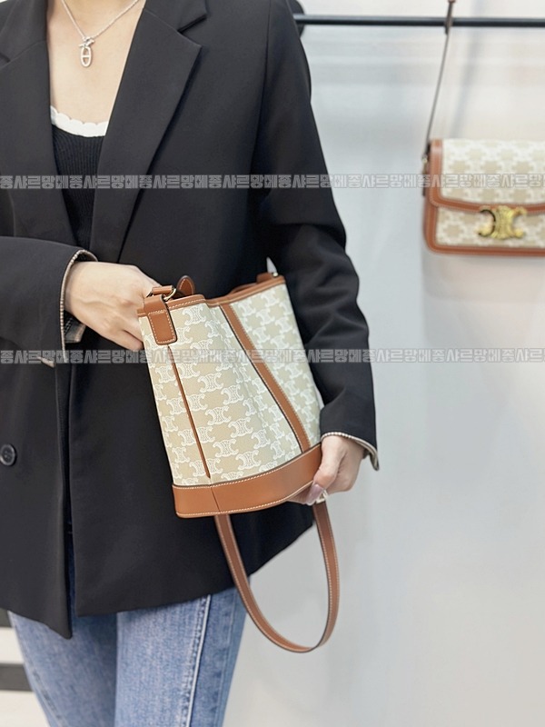 셀린느버킷백스몰  20260311-125626-018루.jpg