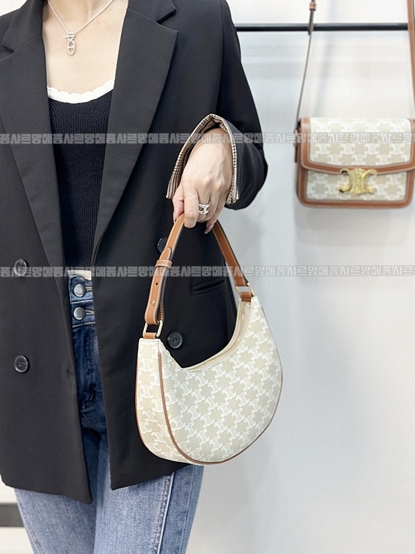 셀린느아바백  20260311-130252-017루.jpg