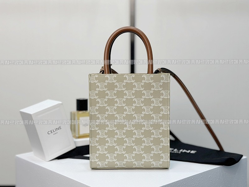 셀린느버티컬카바스미니  20260311-130648-001루.jpg