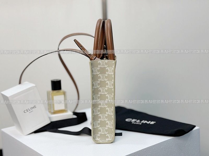 셀린느버티컬카바스미니  20260311-130648-004루.jpg