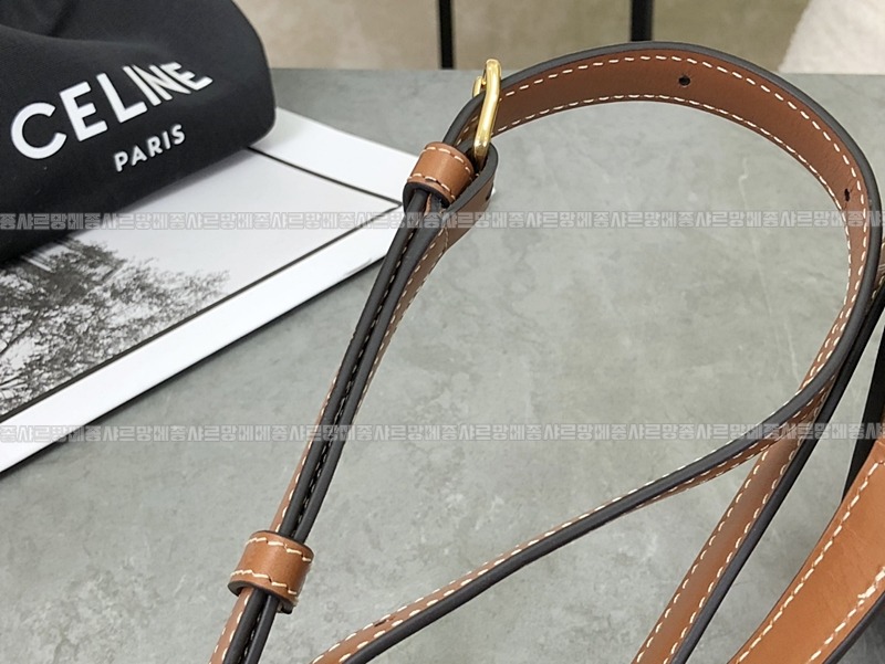 셀린느트리오페틴숄더백  20260311-150056-014루.jpg