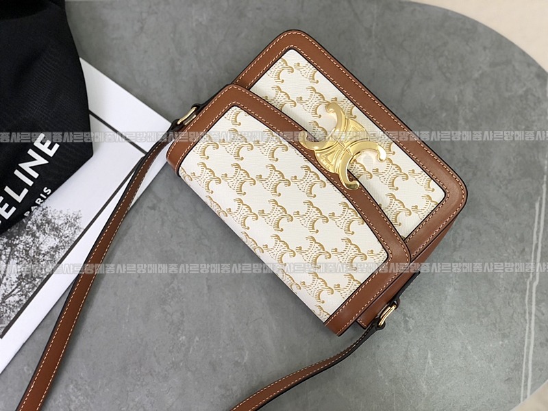 셀린느트리오페틴숄더백  20260311-150057-018루.jpg