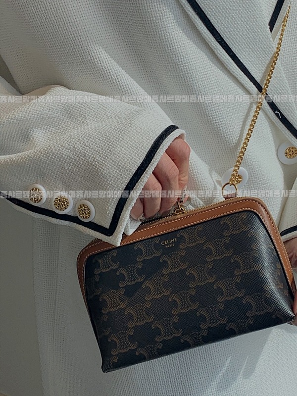 셀린느클러치온체인  20260311-151927-020루.jpg