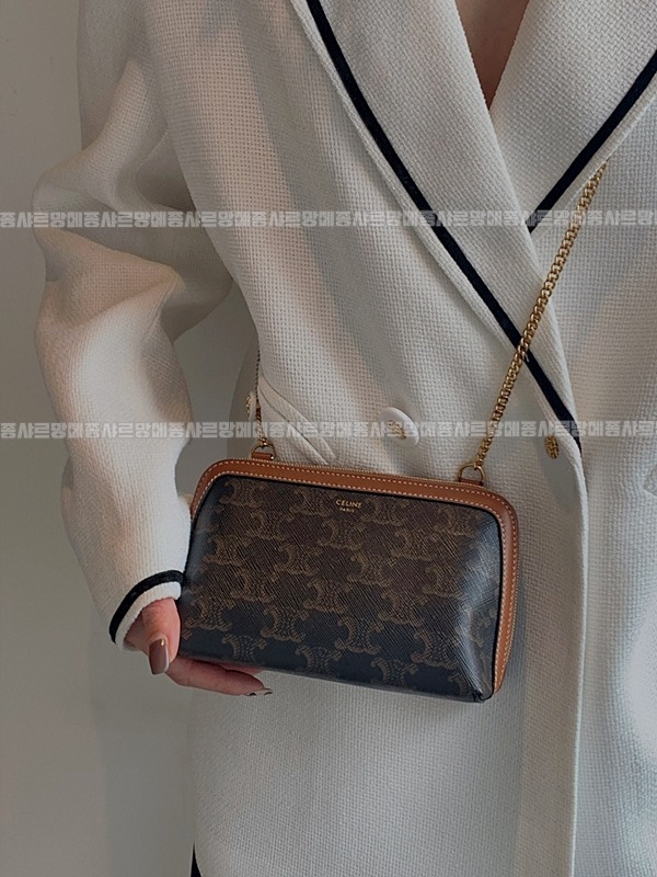 셀린느클러치온체인  20260311-151927-019루.jpg