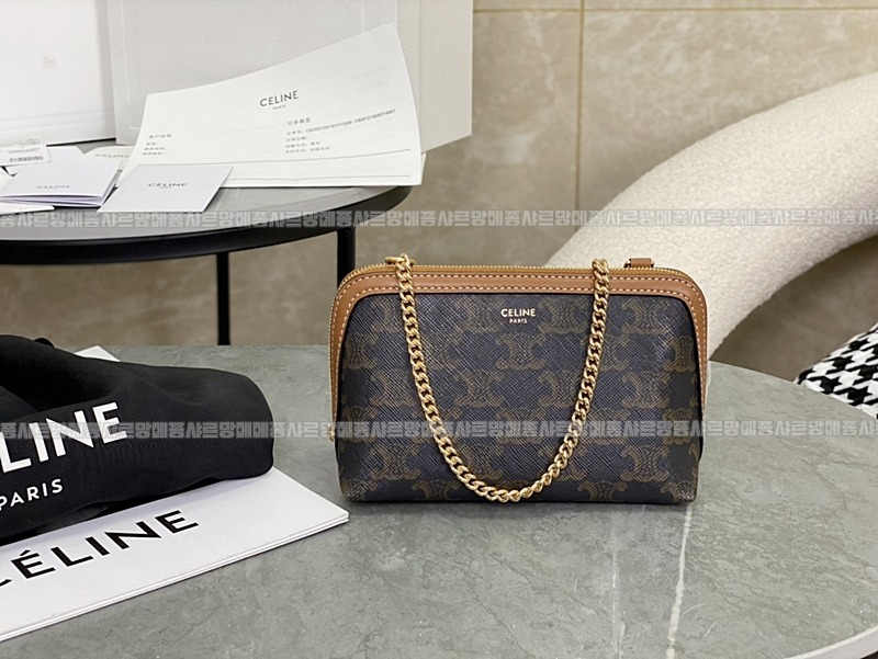 셀린느클러치온체인  20260311-151925-005루.jpg